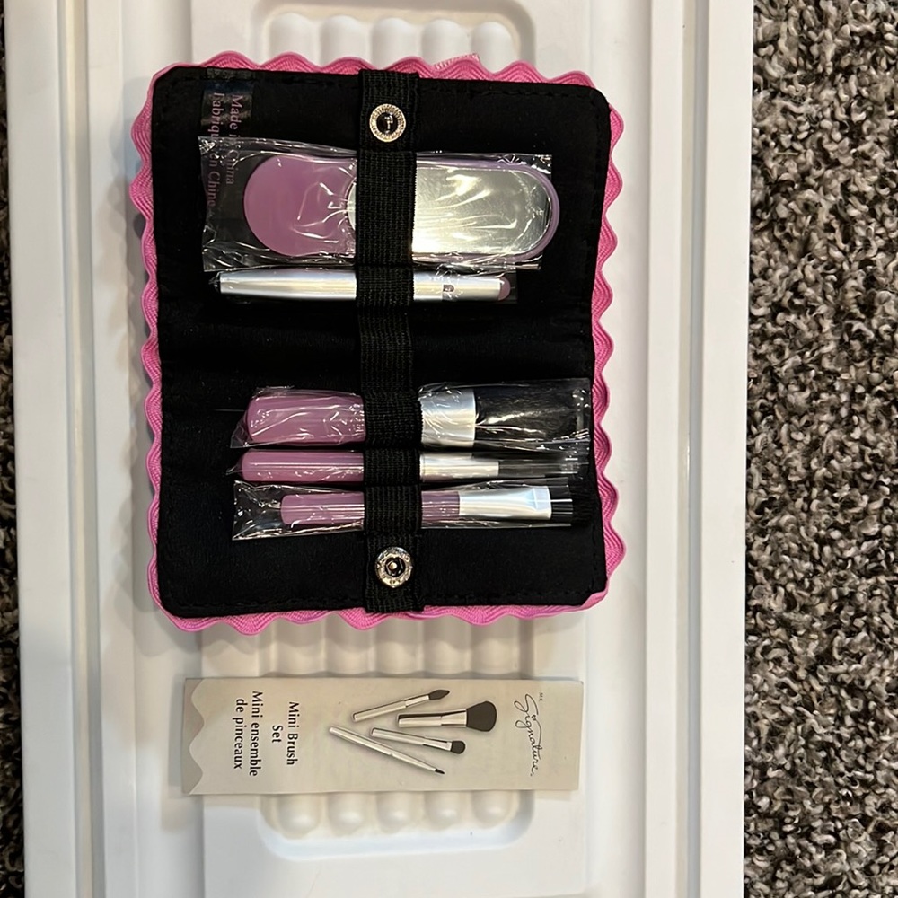 Mary Kay signature mini brush pack